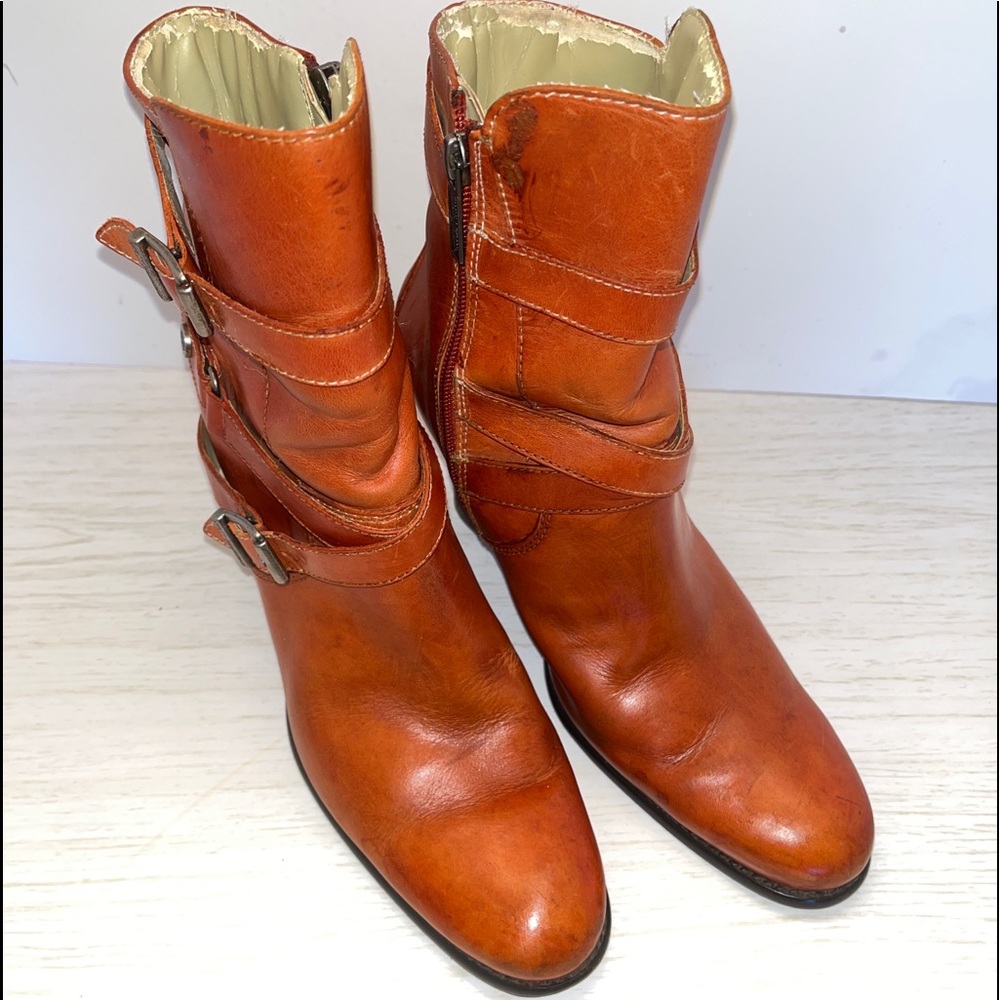 Harley Davidson Ladies Brown Strapped Heeled Boots - Size 8.. in nice condition.
